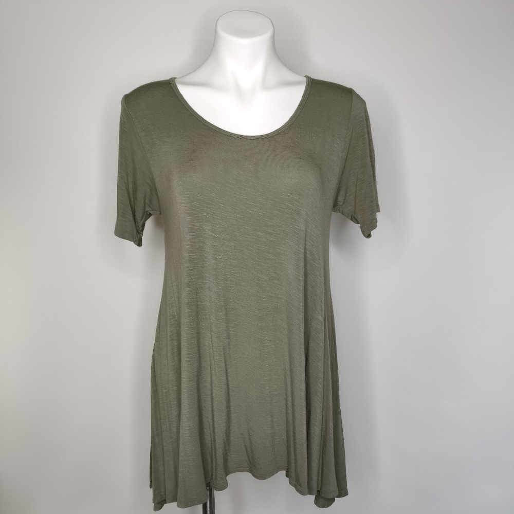 LuLaRoe Perfect T Swing Top